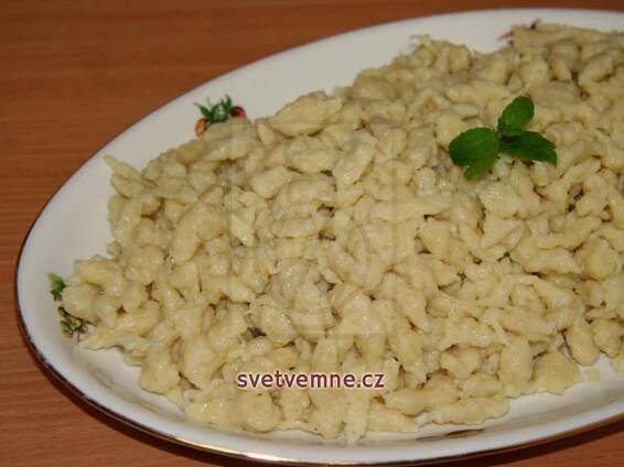 Bramborové halušky - strapačky • Recept