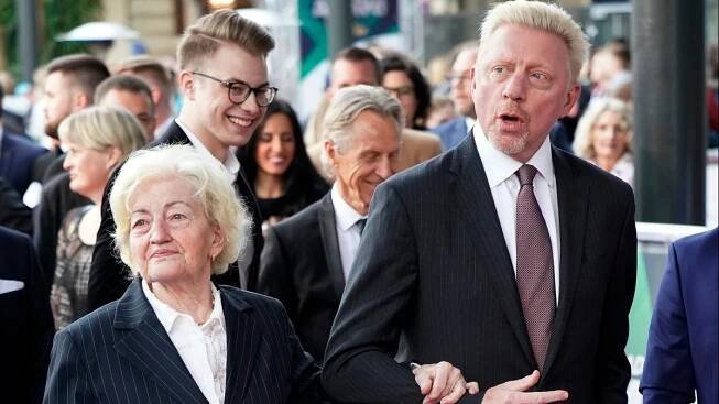 Smutek před narozeninami, Becker přišel o matku. Pocházela z Česka