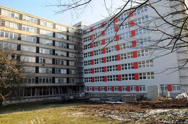 Rekonstrukce v mostecké nemocnici - ČESKÉSTAVBY.cz