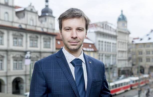 Piráti za eurokomisaře chtějí Kolaju. Je i v čele kandidátky do evropských voleb