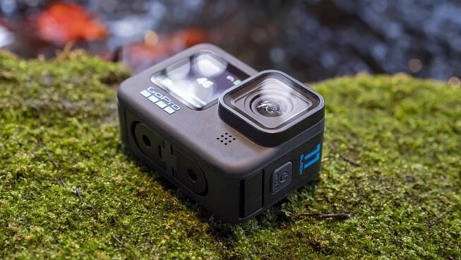 Best Camera and Photo Gear for Your Summer Travel