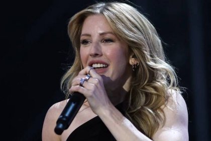 Ellie Goulding Gets Hit in Face with Firework During UK Festival Performance — and Continues Singing!