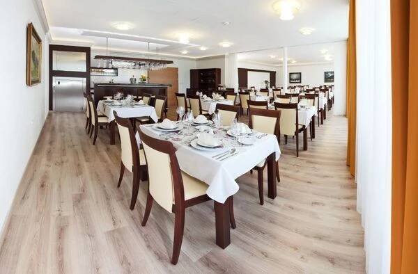 LÁZEŇSKÝ HOTEL NIVAMARE foto 6