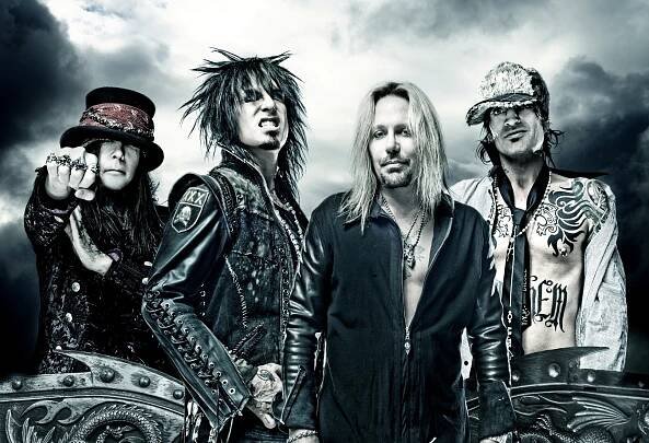 On the Wild Side with Mötley Crüe, Poison and the New York Dolls - 2Fast2Die