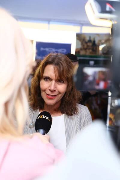 FOTO: Michaela Dolinová v rozhovoru pro eXtra.cz promluvila o svém dlouholetém manželství. – stránka 6