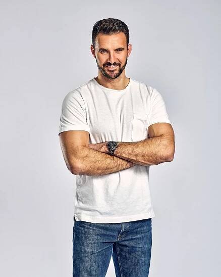 ...a moderátor pořadu Farma Xtra Martin Šmahel.