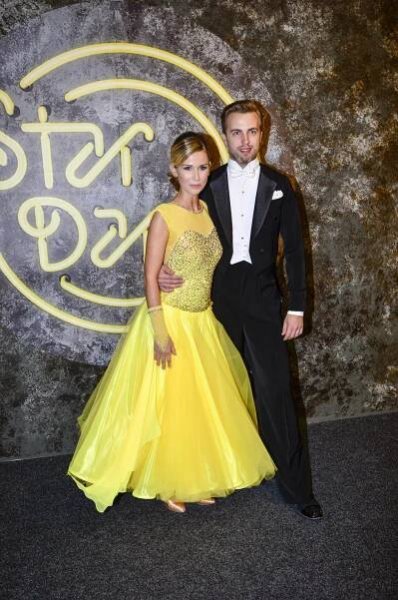 Schneiderová se ve StarDance sešla s rodinou: Tatínek přijel do Prahy po osmi letech!
