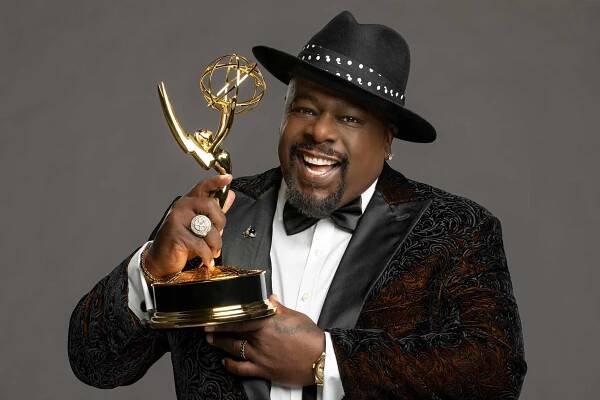 Emmys Host Cedric the Entertainer Teases a 'Big' Opening and Sketches: 'You May See Me on The Crown'