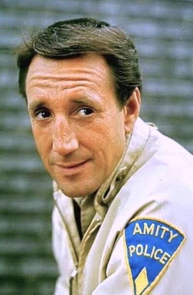 Roy Scheider in Čelisti (1975)
