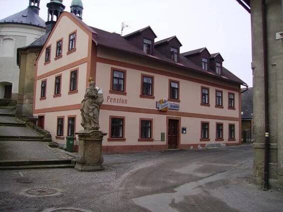 Restaurace Pod Kostelem Hodkovice nad Mohelkou | Apetee