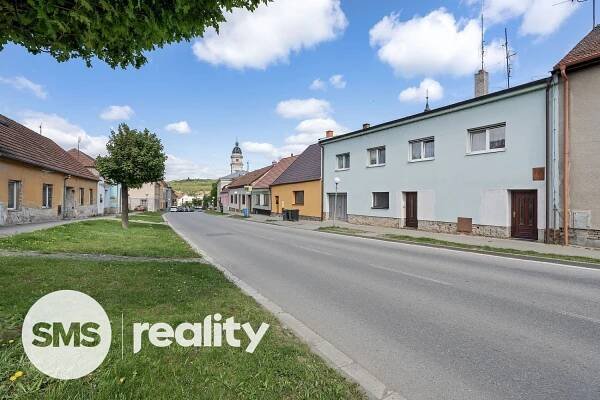 Prodej rodinného domu 450 m², pozemek 350 m², Hlavní, Dolní Kounice