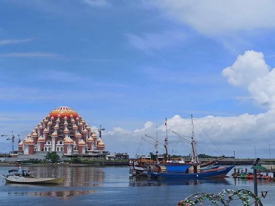 Makassar dan Perjalanan saya