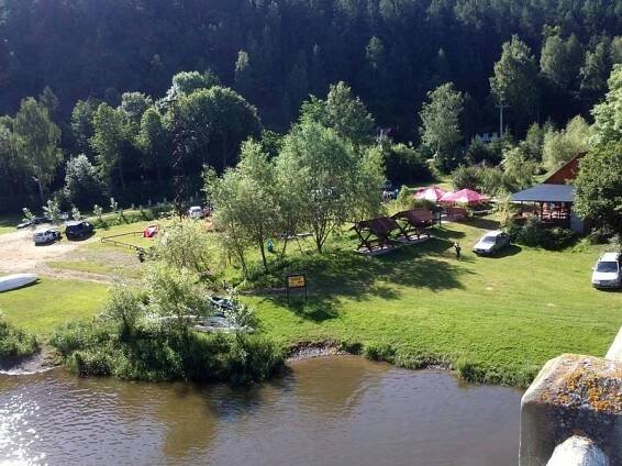 Kemp Pod mostem Zvíkovec foto 2