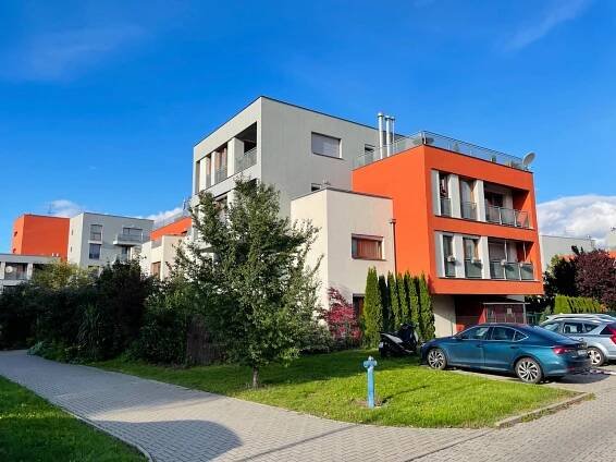 Prodej Byt 2+kk, Holubinková, Praha 10 - Pitkovice
