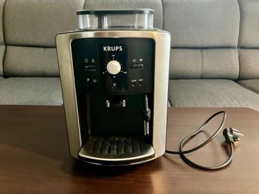 Kávovar Krups EA80 na opravu - Malé elektrospotřebiče