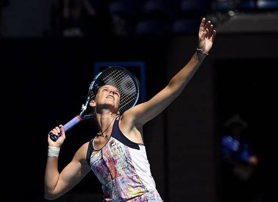Plíšková je na Australian Open v osmifinále, v českém derby úspěšnější Fruhvirtová