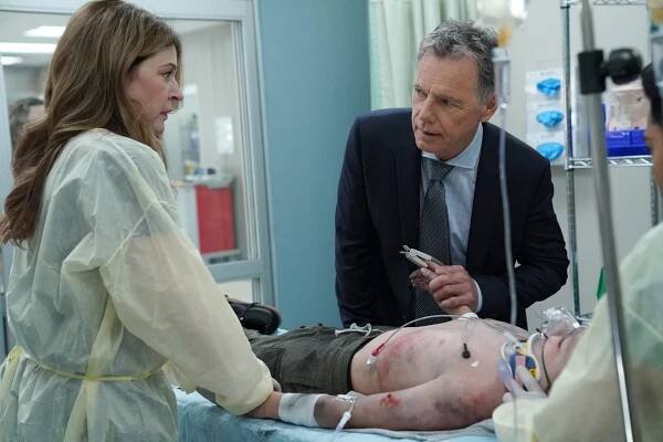 Doktoři - Série 3 - Z popela - Z filmu - Jane Leeves, Bruce Greenwood