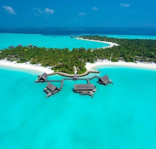 One and Only Reethi Rah