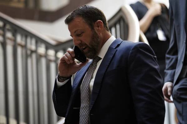 Markwayne Mullin Violated the STOCK Act by Failing to Disclose Hundreds of Thousands of Dollars in Trades - Oklahoma Watch