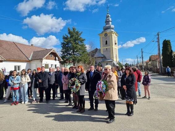 Spomienka na Pavla Emanuela Dobšinského v Slavošovciach