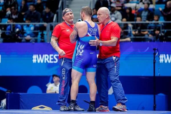 Tomáš Tobola: Chtěl jsem mu dokázat, že se dá zápasit i v takovém věku - www.czechfighters.czwww.czechfighters.cz