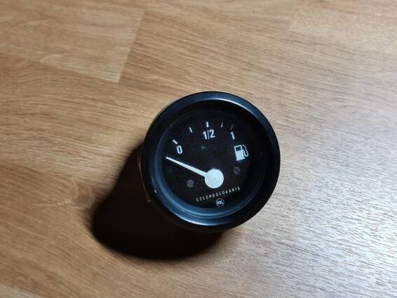 Palivoměr budík Škoda 105 110R 120 130