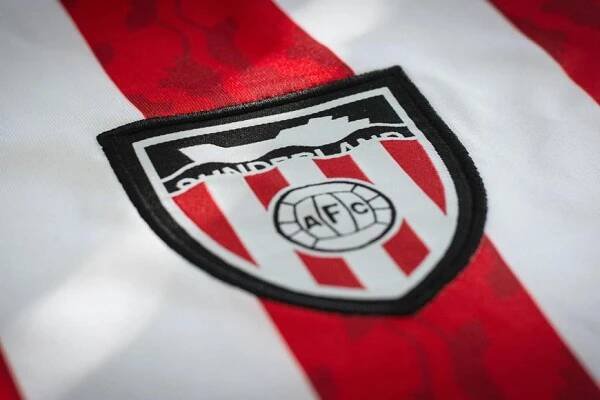 Potápíme se. Sunderland upravil znak, aby upozornil na změny klimatu | Football Club
