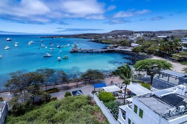Puerto Baquerizo Moreno Travel Guide - General Information, What to Do, Where to Eat