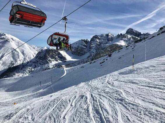SKIGEBIET AXAMER LIZUM Ski Innsbruck, Tirol