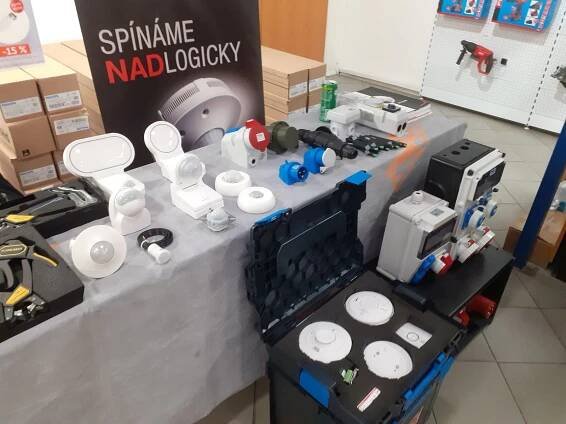 K & V ELEKTRO - Praha Smíchov | BALS Elektrotechnik - výrobce průmyslových zásuvek a vidlic