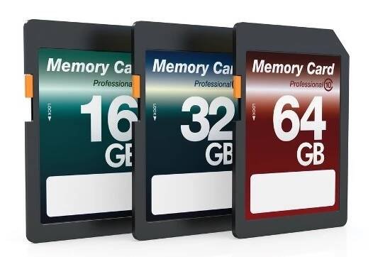 Paměťová karta Kingston MicroSDHC 8GB UHS-I U1 (45R/10W) + adapter (SDC10G2/8GB) | DATART