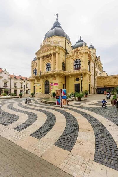 Pécs Tourist attractions - ViaMichelin