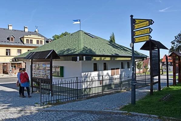 Turistické infocentrum - Jiřetín pod Jedlovou.