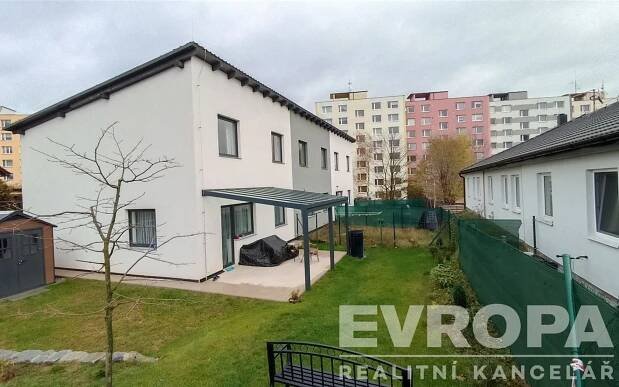 4+1, Profesora Plavce, Sedlčany, 106 m²
