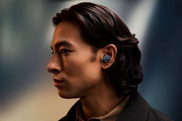 Bowers & Wilkins Pi8 Midnight Blue