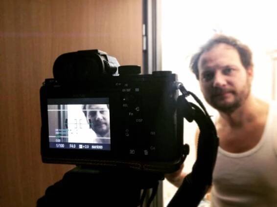 Josef Kaluža během natáčení videoklipu. (Foto: Archiv Ptakustiku)