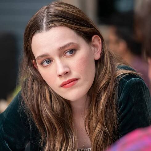 Victoria Pedretti on You Season 2, That "Disturbing" Sex Scene, and Whether Season 3 Is Happening