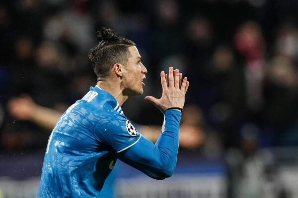 Juventus senzačně prohrál s Lyonem! Manchester City udolal Real Madrid