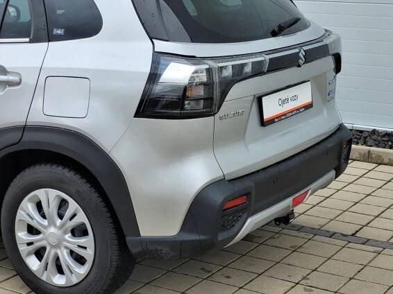 O619V06752_29.webp_SX4 S-CROSS Elegance AllGrip 1.4 BoosterJet 95 kW manuál)