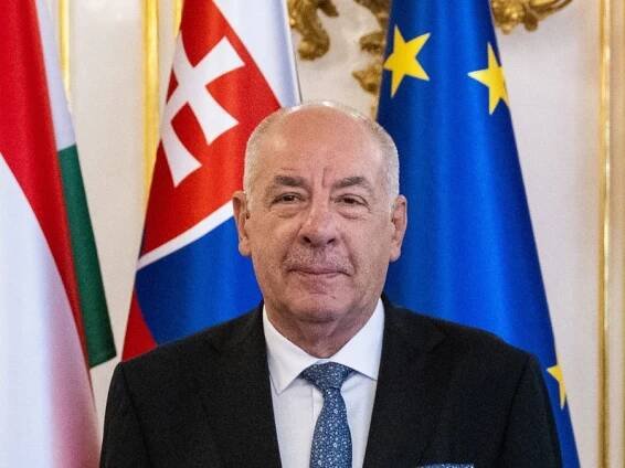Maďarský prezident Sulyok čelil kritike. Z vyjadrenia o útoku na Mukačevo neskôr vymazal slovo ruský