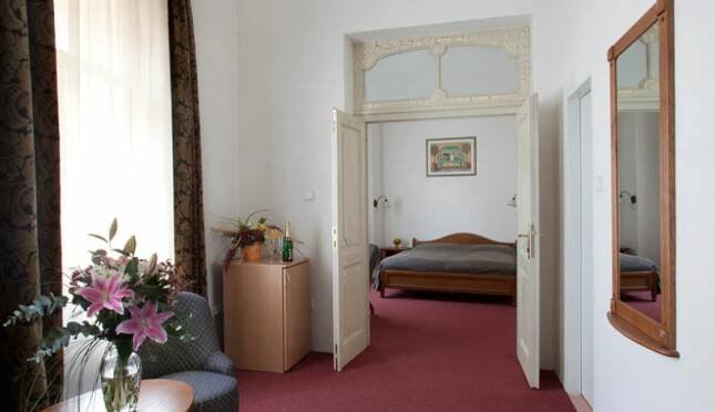 Hotel U krále Jiřího Praha - Apartmá (2 osoby), Apartmá (4 osoby)