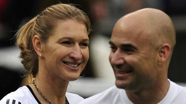 Grafová a Agassi na kurtu