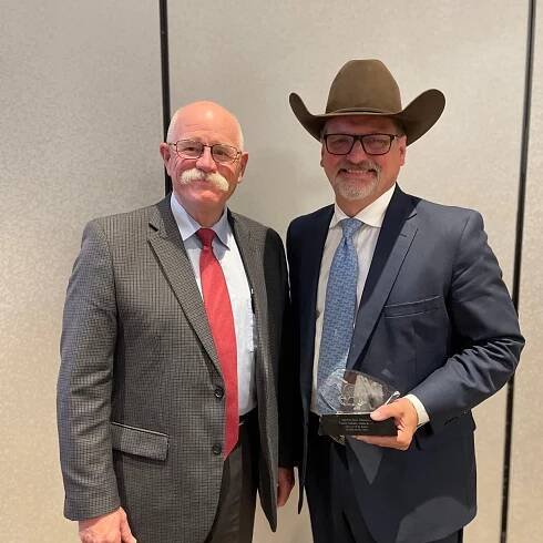 Equine Industry Vision Award – American Horse Publications