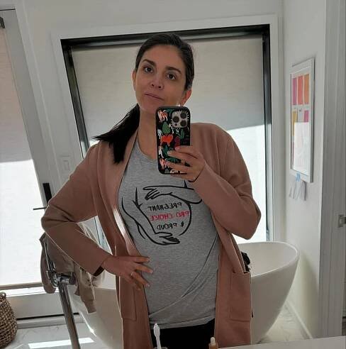 Saturday Night Live alum Cecily Strong and fiancé Jack's relationship schedule 606