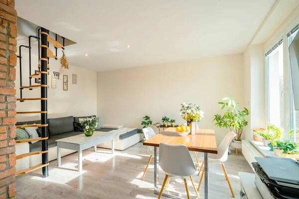 Spojovací, Máslovice, okres Praha-východ