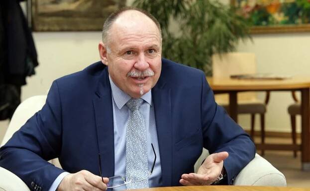 Hejtman Okleštěk se křesla poslance nevzdává. Vyčká