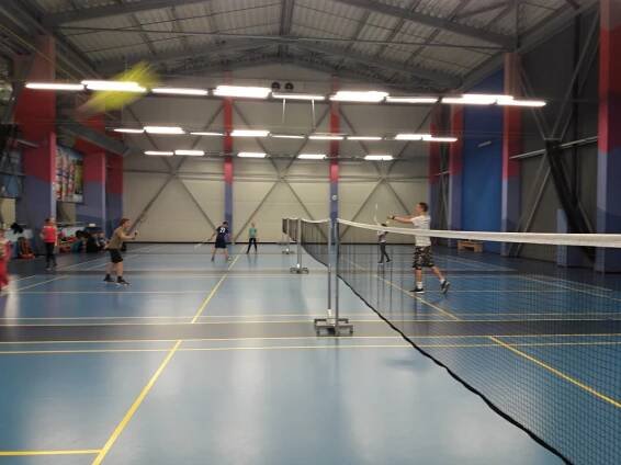 Turnaj v badmintonu - Oficiální stránky ZŠ Kuncova