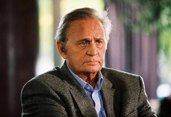 Navarro - Z filmu - Roger Hanin