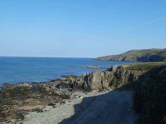Anglesey Coastal Path, Wales (6 to 19 April 2019) – Moon River and We