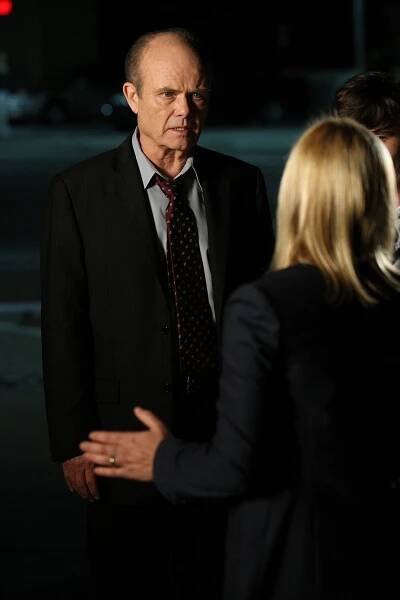 Médium - A Necessary Evil - Z filmu - Kurtwood Smith
